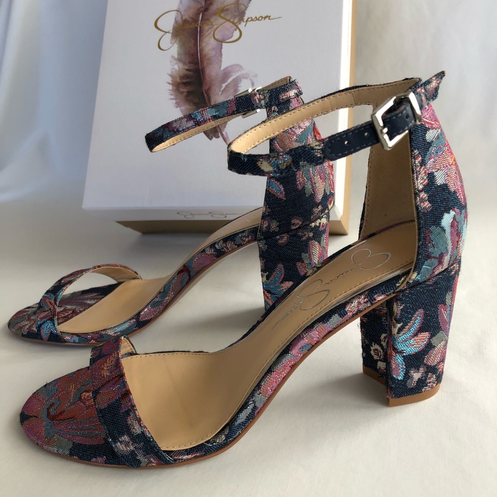 {Jessica Simpson} Floral Block Heel Sandal - Picture 4 of 8